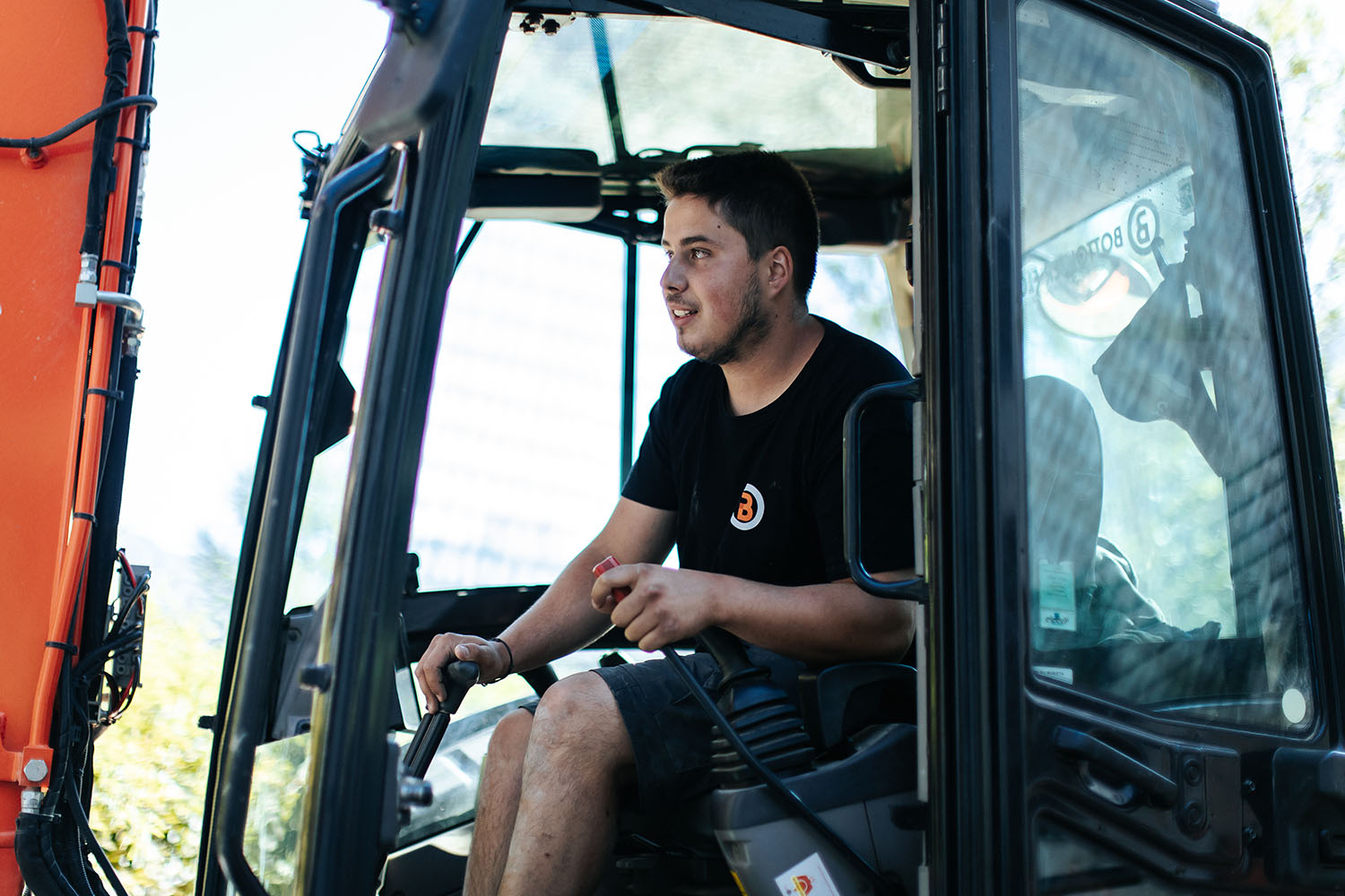 Employé BOTTOLLIER TP conducteur engin